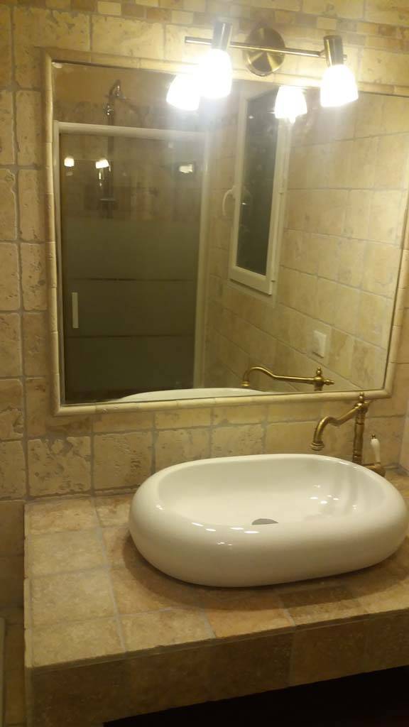 Création salle de bain - F.A.P.C.V à Sainte-Anastasie-sur-Issole