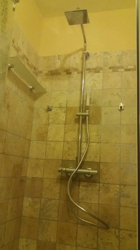 Création salle de bain - F.A.P.C.V à Sainte-Anastasie-sur-Issole